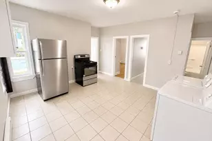 71 Maywood, Worcester, MA 01603 - Photo 2