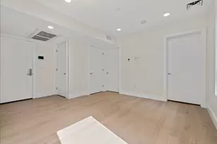 301 Border St, Boston, MA 02128 - Photo 8