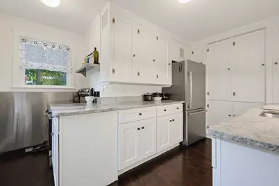 78 Franklin St, Wrentham, MA 02093 - Photo 12