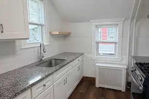 12 Endicott, Lynn, MA 01902 - Photo 2