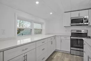 47 Railroad Ave, Rowley, MA 01969 - Photo 8