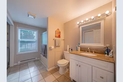 2 Amesbury St, Worcester, MA 01605 - Photo 12
