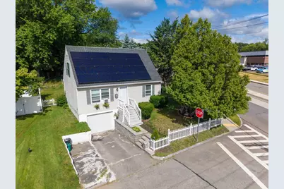 2 Amesbury St, Worcester, MA 01605 - Photo 1