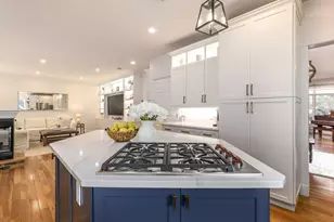 10 Strawberry Knoll Dr, Sutton, MA 01590 - Photo 8