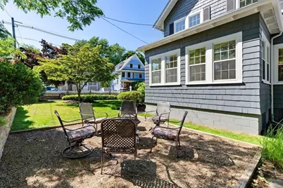 43 Trenton St, Melrose, MA 02176 - Photo 32