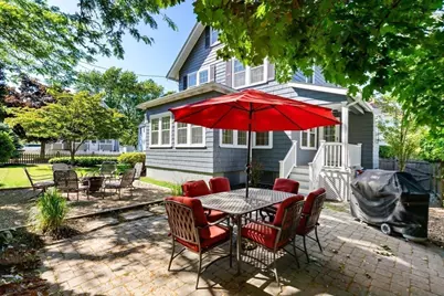 43 Trenton St, Melrose, MA 02176 - Photo 4