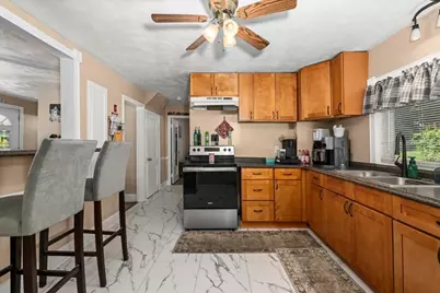 27 Lavallee Ter, Worcester, MA 01603 - Photo 6