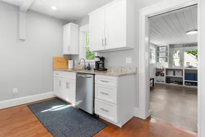 9 Phelps St, Salem, MA 01970 - Photo 12