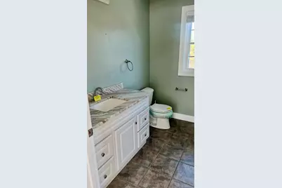 8 Vista Cir, Rutland, MA 01543 - Photo 30