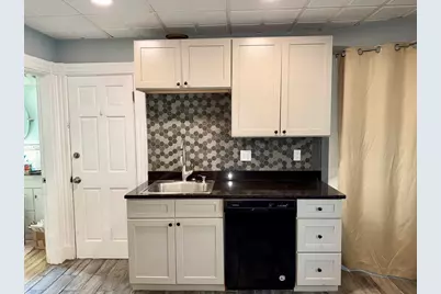 11-11A Barstow St, Malden, MA 02148 - Photo 10