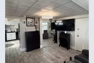 11-11A Barstow St, Malden, MA 02148 - Photo 6