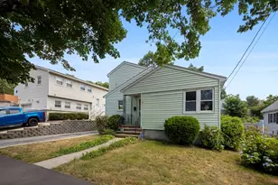 23 Shady Ln, Lynn, MA 01905 - Photo 4