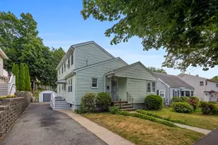 23 Shady Ln, Lynn, MA 01905 - Photo 2