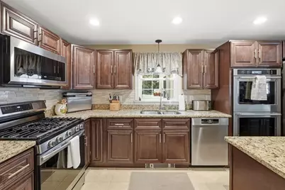 45 Constitution Dr, Leominster, MA 01453 - Photo 14