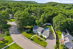 45 Constitution Dr, Leominster, MA 01453 - Photo 2