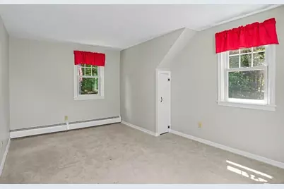 42 Ball St, Northborough, MA 01532 - Photo 16