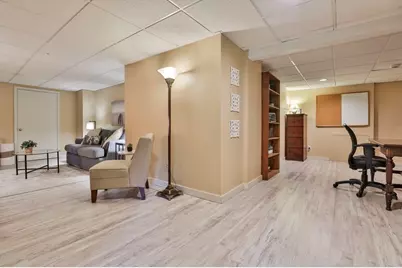 33 Reynolds Rd, Wakefield, MA 01880 - Photo 32