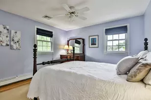 33 Reynolds Rd, Wakefield, MA 01880 - Photo 28