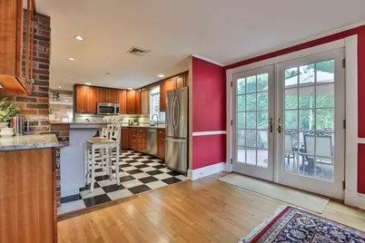 33 Reynolds Rd, Wakefield, MA 01880 - Photo 10
