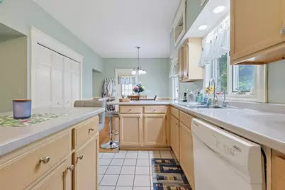 80 Pearl St, Middleborough, MA 02346 - Photo 8