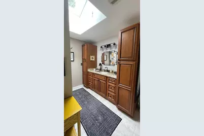 171 Mill St, Raynham, MA 02767 - Photo 10