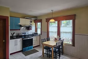 114 Wallace, Malden, MA 02148 - Photo 2