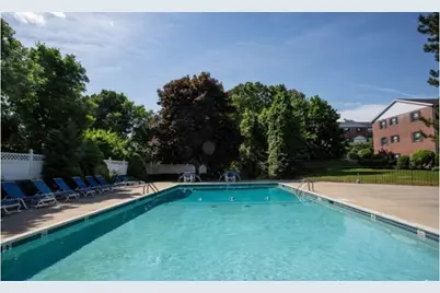 200 Bedford #6B, Woburn, MA 01801 - Photo 8