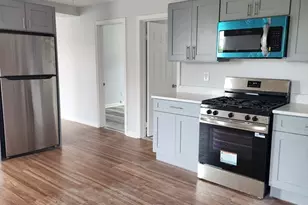 109 Phillips Ave, New Bedford, MA 02746 - Photo 2