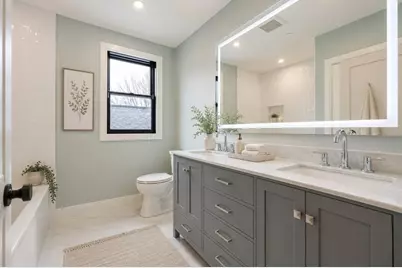 68 Rowe St #U1, Boston, MA 02131 - Photo 6