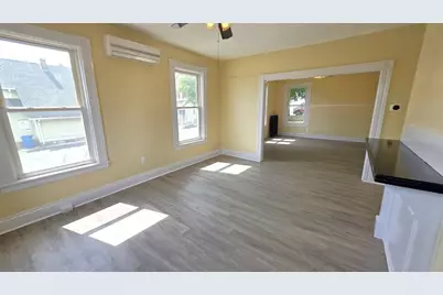 6 Warden St, Worcester, MA 01604 - Photo 8