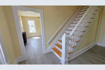 6 Warden St, Worcester, MA 01604 - Photo 4