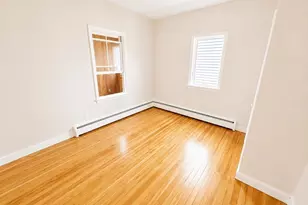 111 Hillsdale Rd, Somerville, MA 02144 - Photo 6