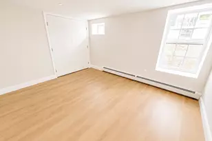 111 Hillsdale Rd, Somerville, MA 02144 - Photo 10