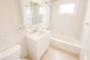 111 Hillsdale Rd, Somerville, MA 02144 - Photo 8