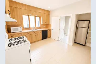 111 Hillsdale Rd #1, Somerville, MA 02144 - Photo 2