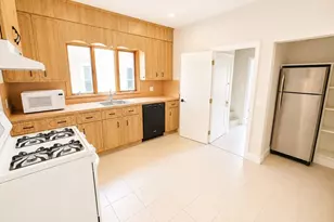 111 Hillsdale Rd, Somerville, MA 02144 - Photo 2