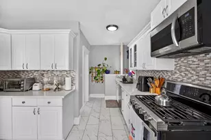 524 Eastern Ave, Lynn, MA 01902 - Photo 16