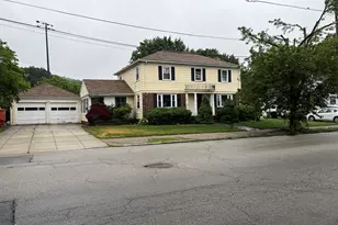 36 Duxbury St, Providence, RI 02909 - Photo 1