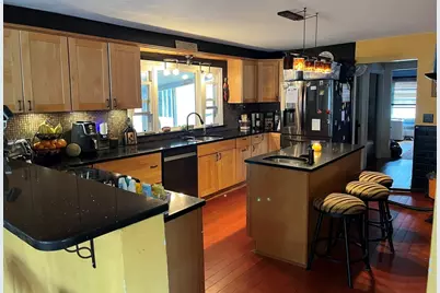 36 Duxbury St, Providence, RI 02909 - Photo 10