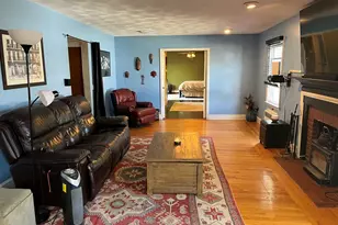 36 Duxbury St, Providence, RI 02909 - Photo 10