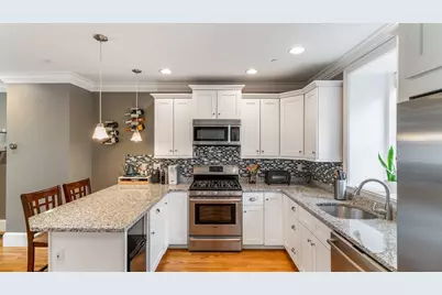 8 Brighton St #1, Boston, MA 02129 - Photo 6