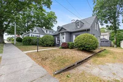 530 Montgomery Street, Fall River, MA 02720 - Photo 2