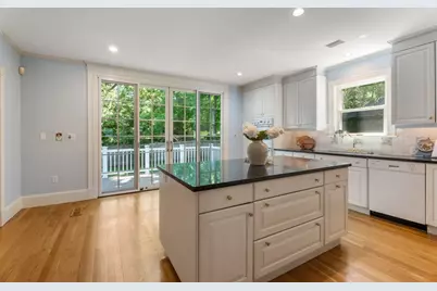 40 Goden St, Belmont, MA 02478 - Photo 18