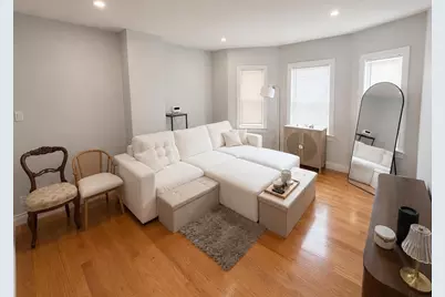 33 Middle Street #A, Newton, MA 02458 - Photo 6