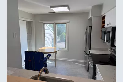 330 Sunderland Rd #39, Worcester, MA 01604 - Photo 4