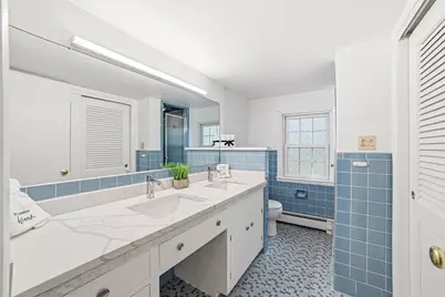17 Echo St, Melrose, MA 02176 - Photo 14
