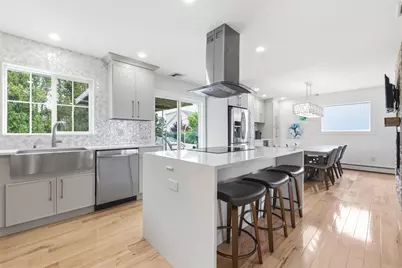 15 Sullivan St, Revere, MA 02151 - Photo 6