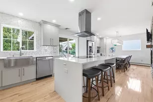 15 Sullivan St, Revere, MA 02151 - Photo 6