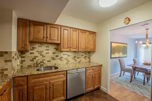 250 Hammond Pond Pkwy, Newton, MA 02467 - Photo 16