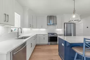 77 Cobblestone Cir, Mashpee, MA 02649 - Photo 6